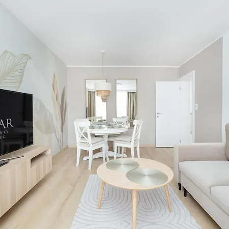 Apartment Centrum Katedralna - By Jantar *